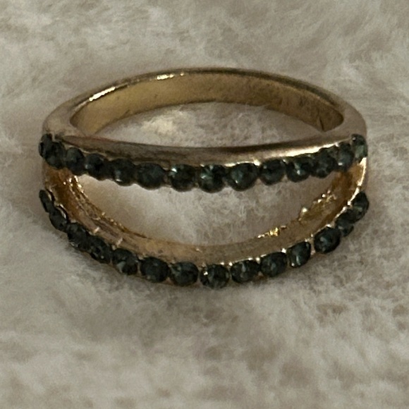 Source Unknown Jewelry - Double Gold Ring with Black Diamond Accents